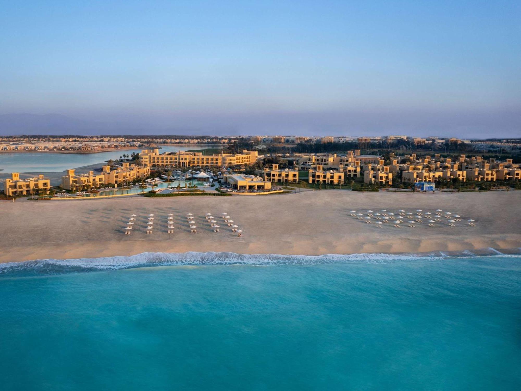 ראס אל חאימה Sofitel Al Hamra Beach Resort מראה חיצוני תמונה